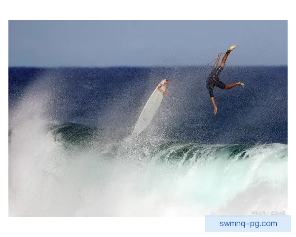 世界冲浪精英赛:掀起海浪风暴 世界冲浪精英赛:掀起海浪风暴