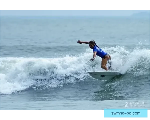 冲浪赛事预测：挑战浪尖，冲出新潮流